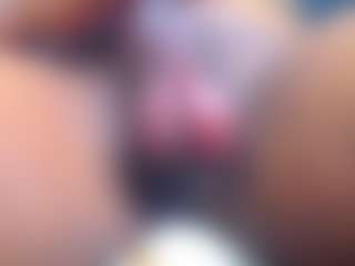 Live cam show with Ebony-DickTS - White on madthumbs | colombia
