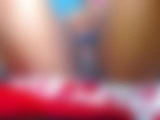 Live cam show with Ebony-DickTS - Smoking on Camsoda