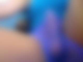Live cam show with Ebony-DickTS - Brown Eyes on Camsoda
