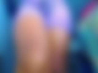 Live cam show with Ebony-DickTS - Average on thefappeningchat.com
