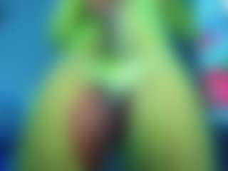 Live cam show with Ebony-DickTS - Dirty Talk on Camsoda