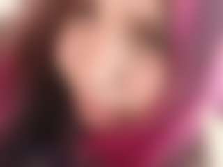 Live cam show with TreasaHotze - Nipple Piercings on SinfulBabes