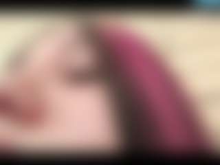 Live cam show with TreasaHotze - Normal on crypto-cams