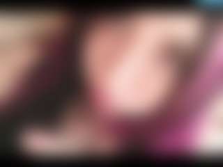 Live cam show with TreasaHotze - Smoking on Lustler