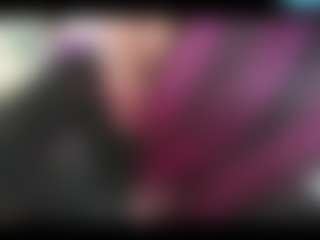 Live cam show with TreasaHotze - Smoking on Camsoda