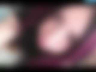 Live cam show with TreasaHotze - Lesbian on Uber Horny