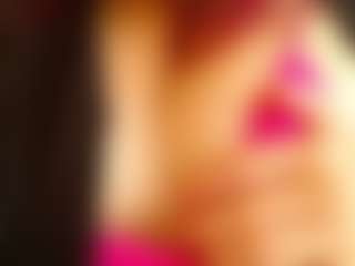 Live cam show with TreasaHotze - Lesbian on Uber Horny