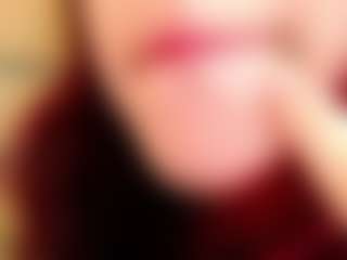 Live cam show with TreasaHotze - Facial on StripNow