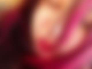 Live cam show with TreasaHotze - Genital Piercings on Milfs Live