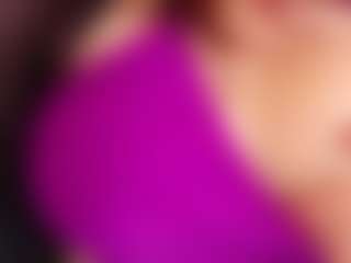 Live cam show with TreasaHotze - Nipple Piercings on StripNow