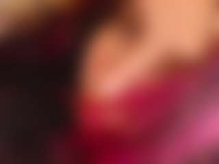 Live cam show with TreasaHotze - Nipple Piercings on StripNow