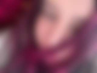 Live cam show with TreasaHotze - Handjob on Dare Cams