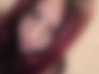 Live cam show with TreasaHotze - Facial on Camsoda