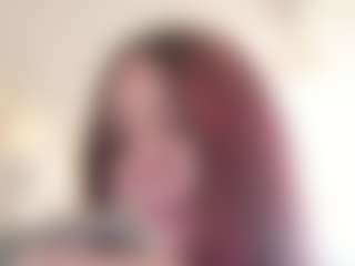 Live cam show with TreasaHotze - Twerk on AdultVida.com