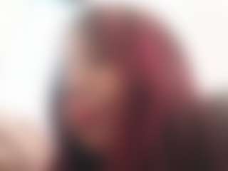 Live cam show with TreasaHotze - Facial on Gym Cam Girls