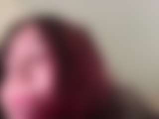 Live cam show with TreasaHotze - Cute on Gym Cam Girls