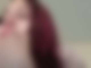 Live cam show with TreasaHotze - Ass Bouncing on Strip Flash - Live Sex Shows