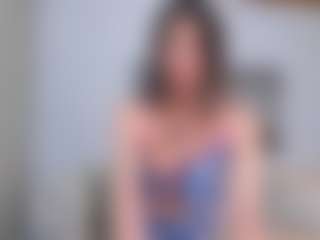 Live cam show with Valeria-rivas - Joi on https://playwithruby.com