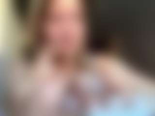 Live cam show with Marry - Ass Clapping on Camsoda