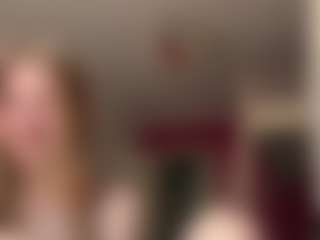 Live cam show with Marry - Flashing on Camsoda