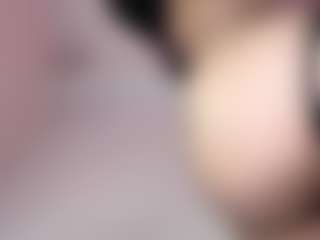 CatSucker MILF webcam performer live streaming