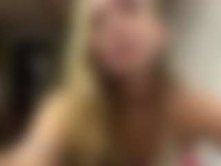 Live cam show with KaY - Mature on CamClone