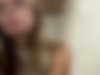 Live cam show with KaY - Strapon on Camsoda