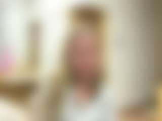 Live cam show with KaY - Strapon on CamClone