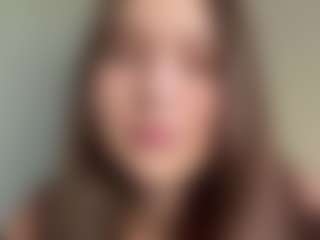 Thea's Live Sex Cam Show