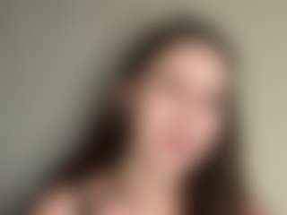 Thea's Live Sex Cam Show