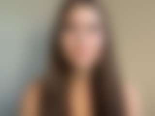Thea's Live Sex Cam Show