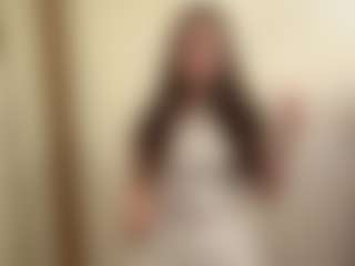 Live cam show with Thea - White on studioflirtlive.com