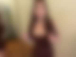 Live cam show with Thea - Camel Toe on CamwithHer