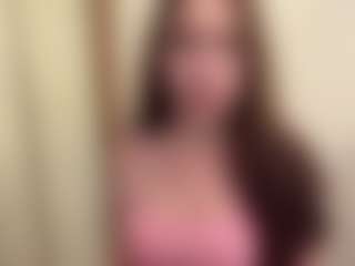 Live cam show with Thea - Skinny on AdultVida.com