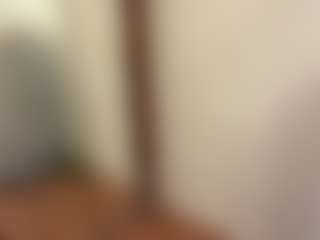 Live cam show with Thea - Facial on slutload