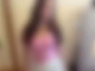 Live cam show with Thea - Gagging on Camsoda