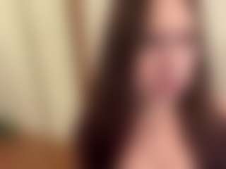 Live cam show with Thea - Striptease Granny on Uber Horny