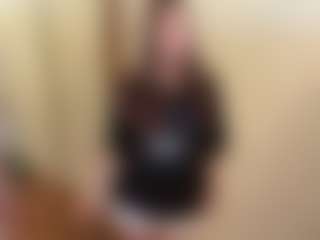 Thea's Live Sex Cam Show