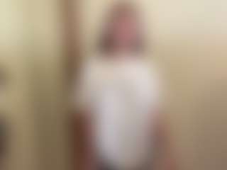 Live cam show with Thea - Striptease Granny on SinfulBabes