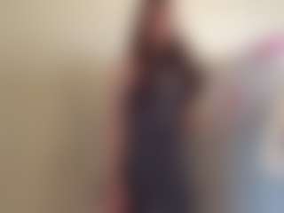 Thea's Live Sex Cam Show