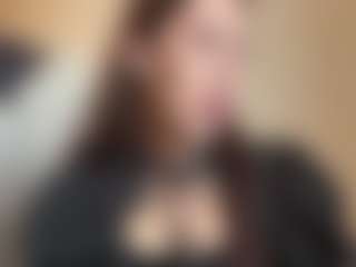 Thea's Live Sex Cam Show