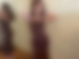 Live cam show with Thea - Gagging on Camsoda