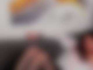Live cam show with DaiisyBloom - Brown Eyes on livesuperchat.net