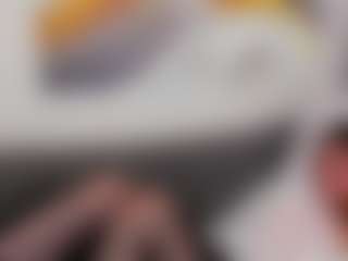 Live cam show with DaiisyBloom - New Shaved Pussy on Mixed Magazine Live