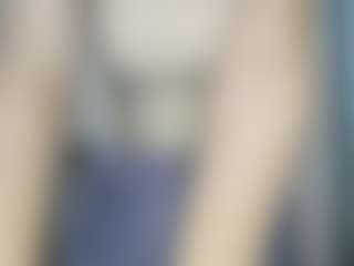 Live cam show with Lily - Twerk on camwithhim.com