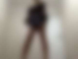 Live cam show with Lily - Twerk on chickslive.net
