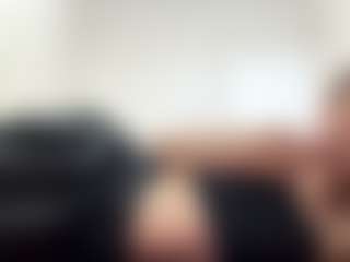 Live cam show with Lily - Small Tits on Gym Cam Girls