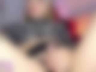 Live cam show with Dannalove1 - Tease on Free Soda