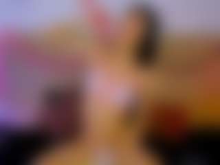 Lara Rous-Pretty's Live Sex Cam Show