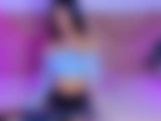 Lara Rous-Pretty's Live Sex Cam Show